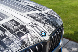 BMW x STÄDEL Museum BMW iX1 